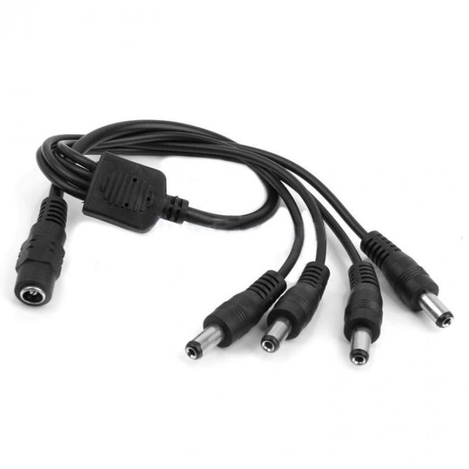 1から4つの方法 1 女性から4人の男性 5.5x2.1mm DC電源スプリッターケーブル CCTVカメラLED 1